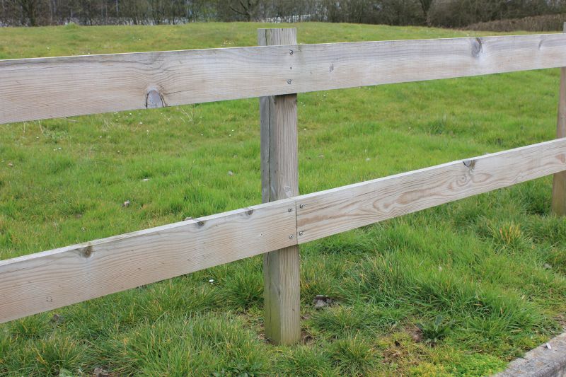 Fence Post Replacement Costs — Cost of Fence Post Replacement